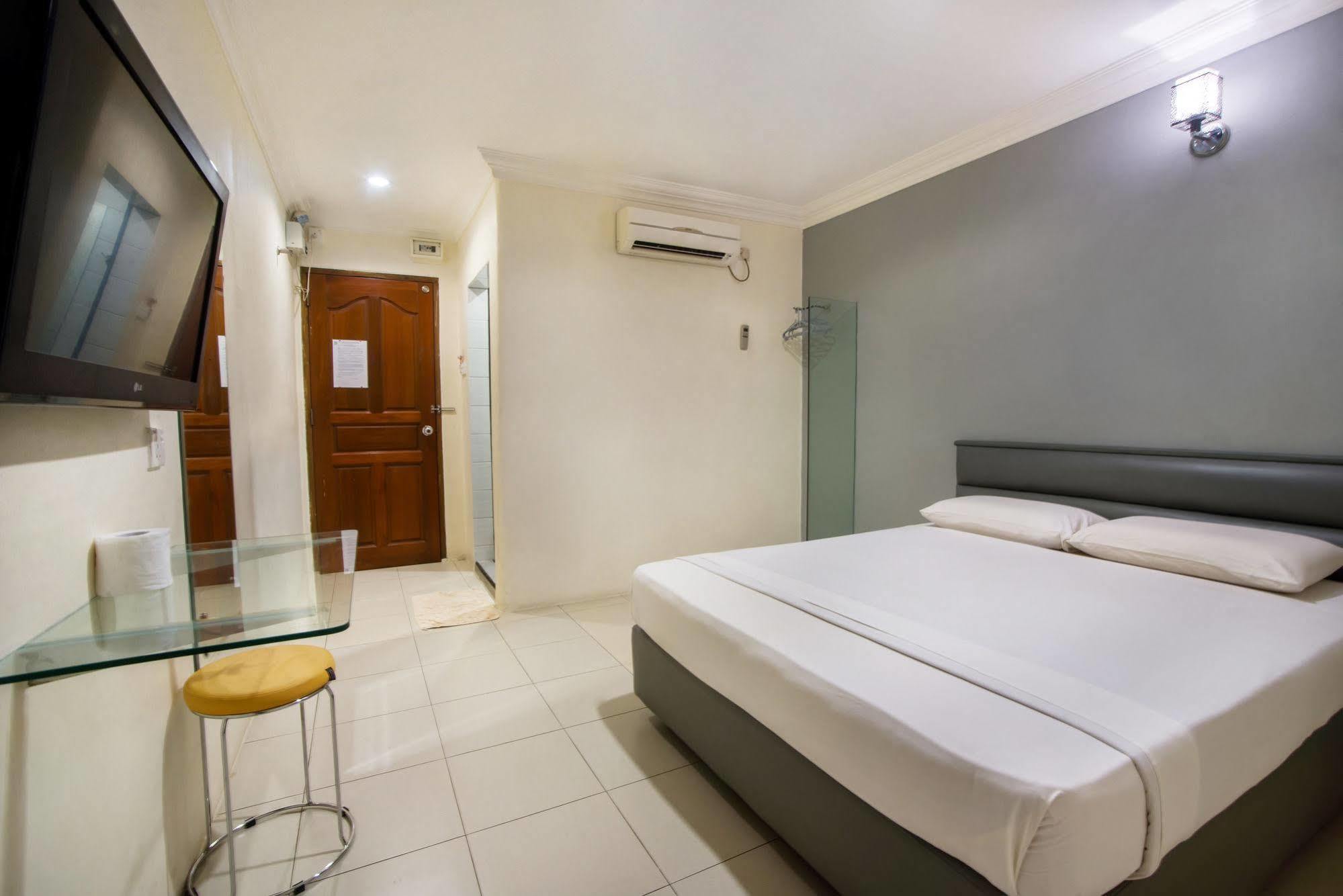 Dju Dju Hotel Batam Exterior photo